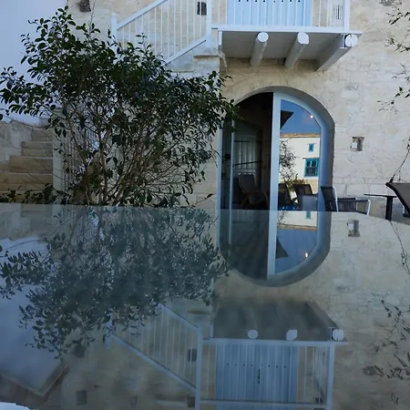 Little Stone House Apartman Límbia Kültér fotó