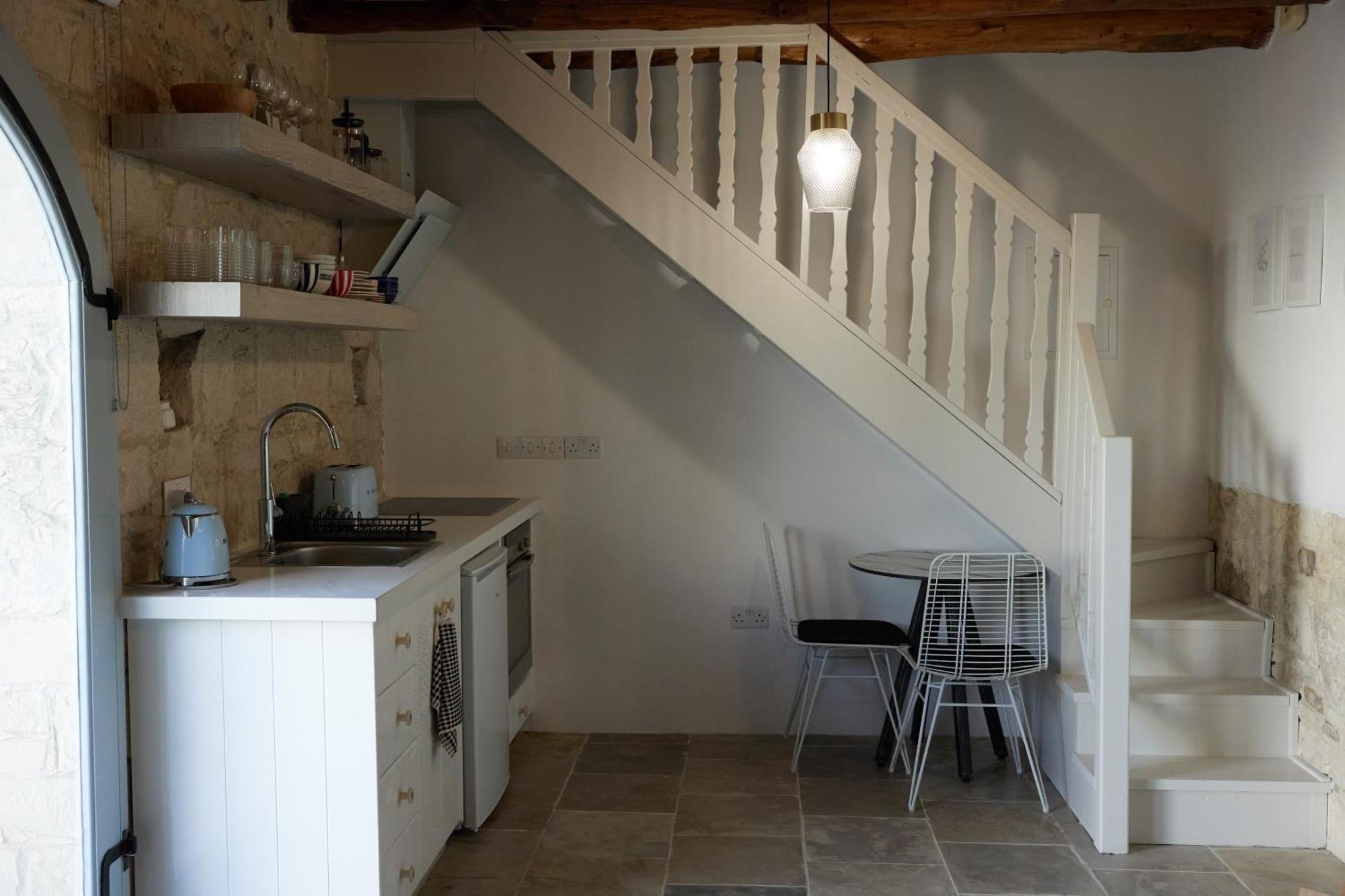 Little Stone House Apartment *